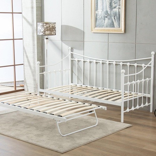 Daybed with pull - pull, trundle