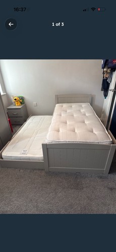 Single bed with pull - bed,